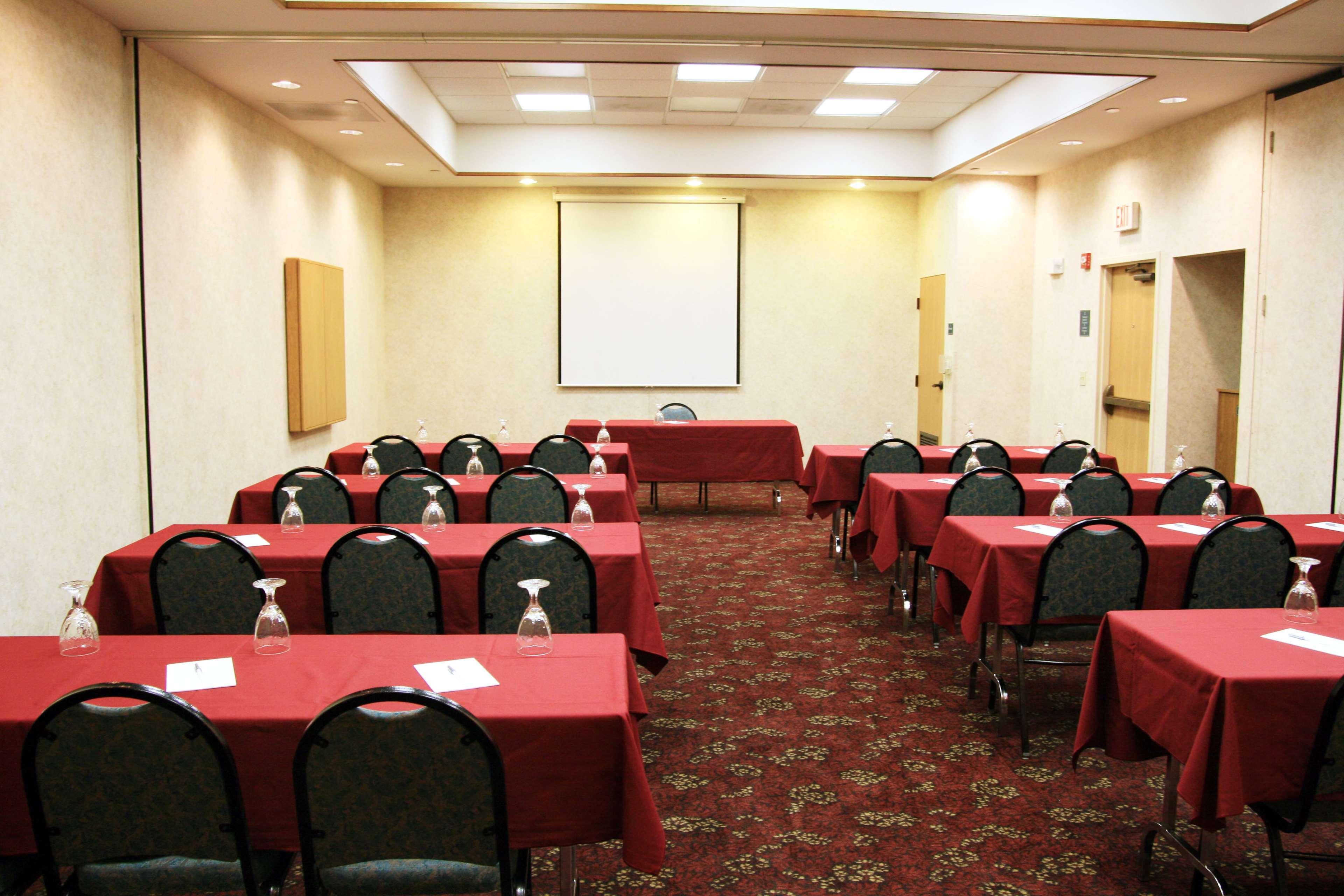 Hampton Inn & Suites Kansas City-Merriam Einrichtungen foto